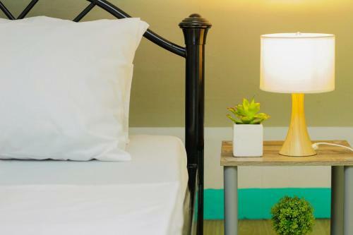 Nomadsmnl Backpackers Homestay