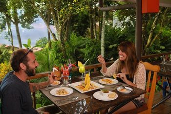 Hotel Si Como No Resort Spa And Wildlife Refuge
