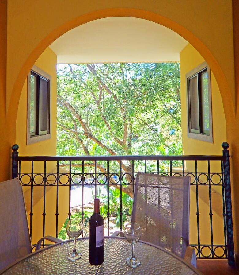 Hotel The Oaks Tamarindo Condominiums