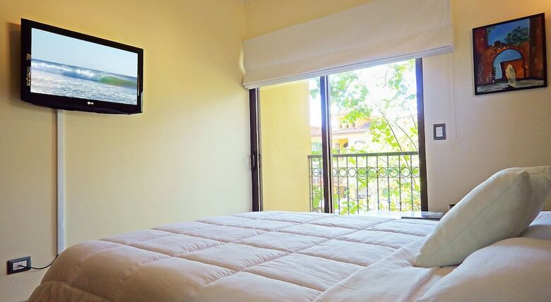 Hotel The Oaks Tamarindo Condominiums