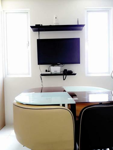 Apartamentos End Unit Condo At Wind By R&m