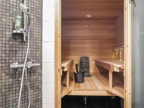 Holiday Home Karhu A