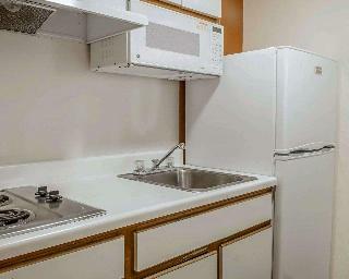 Hotel Suburban Extended Stay