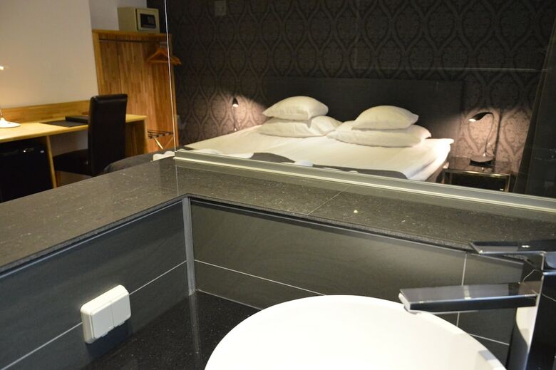 Best Western Hotel Anno 1937