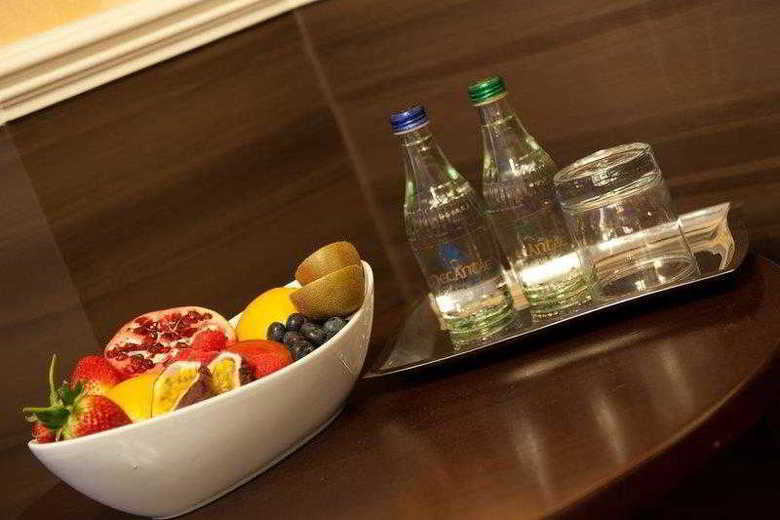 Best Western Feathers Liverpool Hotel