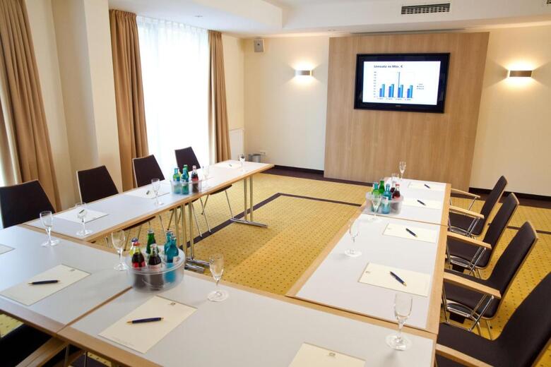 Best Western Premier Hotel Lanzcarre