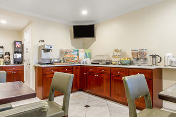 Hotel Quality Inn University