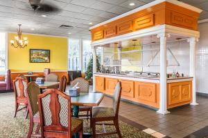 Hotel Econo Lodge