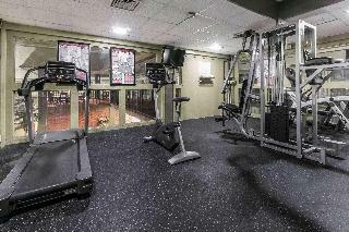 Hotel Quality Inn & Suites
