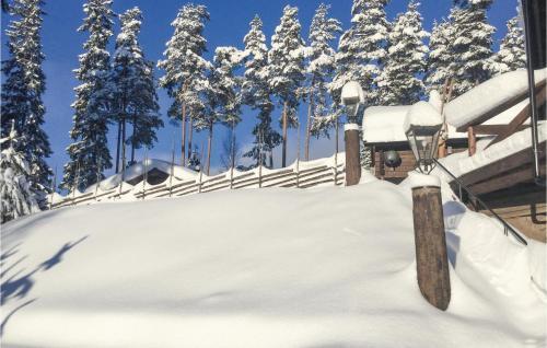 Two-bedroom Holiday Home In Mora