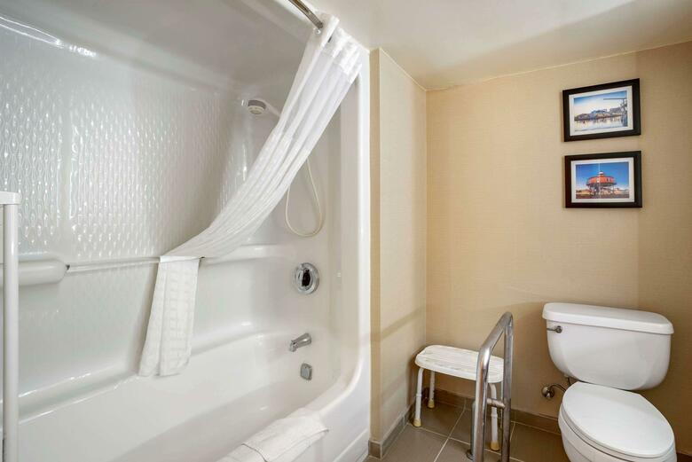 Hotel Comfort Inn