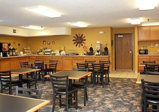 Hotel Quality Inn & Suites