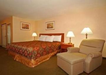 Hotel Comfort Inn & Suites Near Long Beach Conv. Ctr