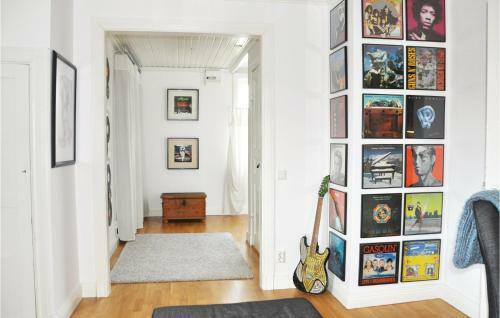 Three-bedroom Holiday Home In Karlstad