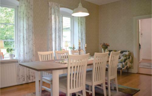 Five-bedroom Holiday Home In Klippan