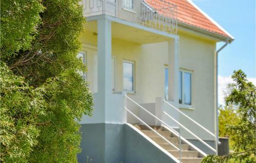 Four-bedroom Holiday Home In Mariannelund