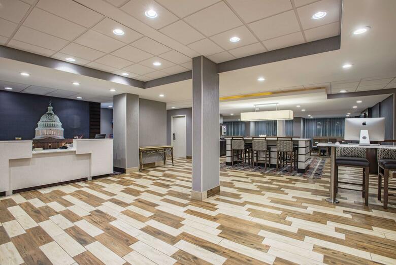 Hotel Comfort Inn