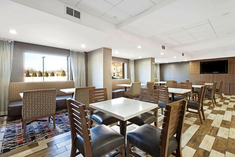 Hotel Comfort Inn