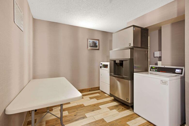 Hotel Comfort Inn