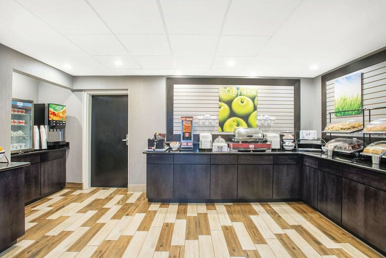 Hotel Comfort Inn
