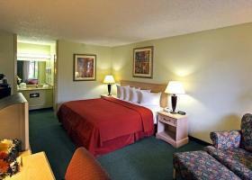 Hotel Quality Inn & Suites