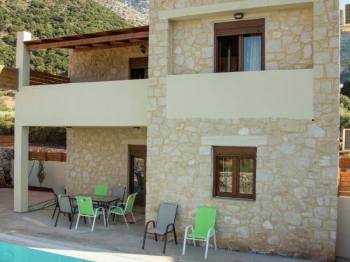 Typical Greek Villa In Crete With Private Pool