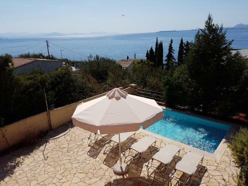 Villa 6 Emerald Bay