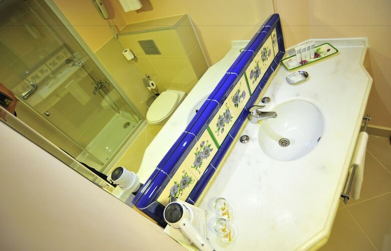 Hotel Anemon Izmir