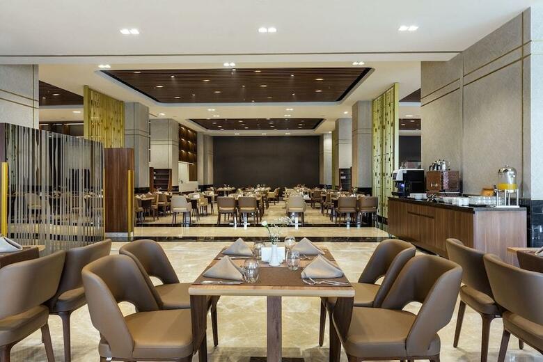 Hotel Miracle Resort