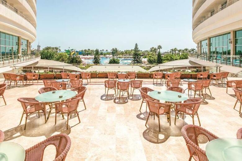 Hotel Miracle Resort