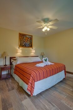 Hotel Midas Resort
