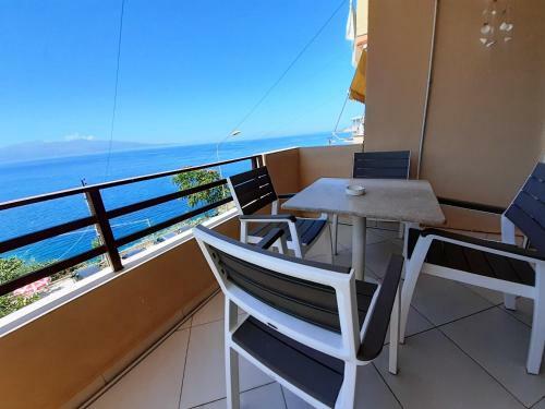 Del Mar Sea View Apartment