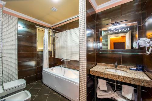 Fieri International Hotel