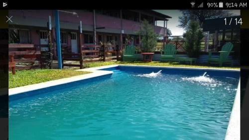 Lodge Monosambientes Colon