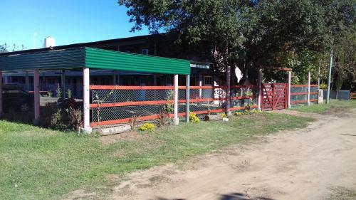 Lodge Monosambientes Colon