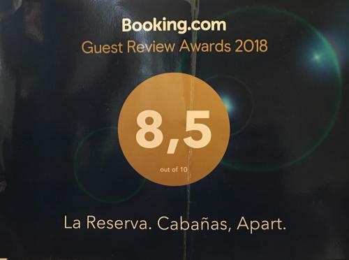 Lodge La Reserva. Caba�as, Apart.