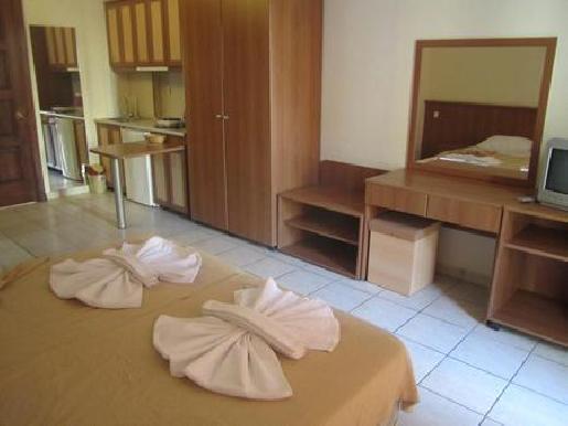 Hotel Orange Garden Apartments