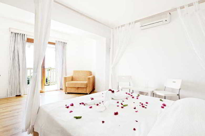 Hotel Gumbet Cove (.)