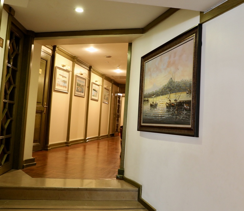 Istanbul Royal Hotel