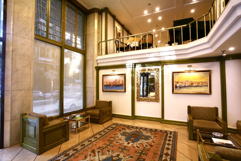 Istanbul Royal Hotel