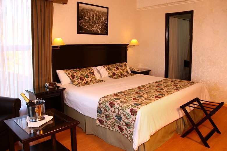 Hotel Ramada By Wyndham Buenos Aires Vicente Lopez