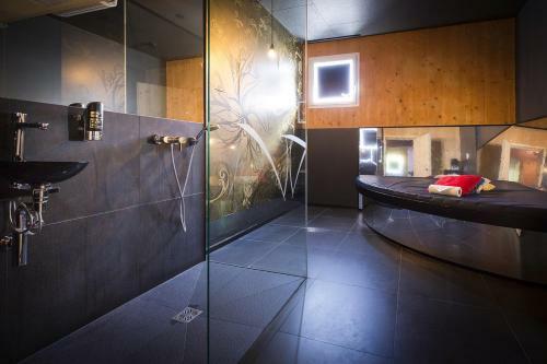 Thehotel (adults Only)