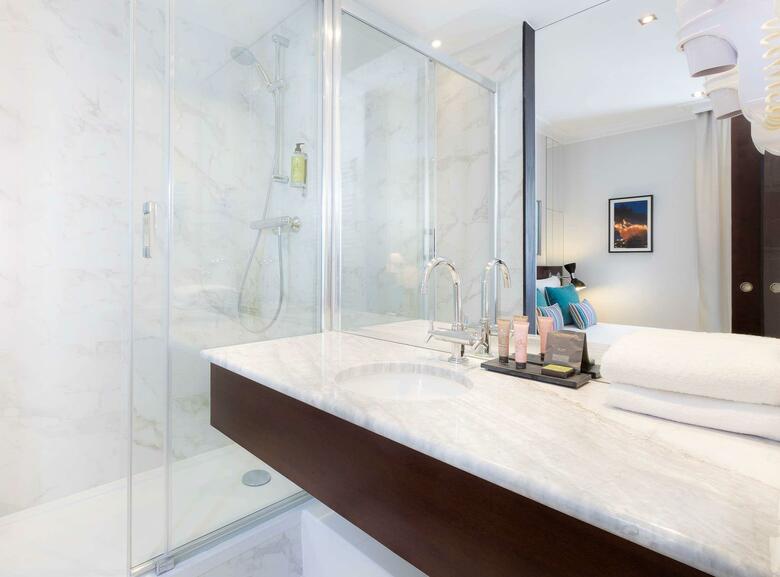 Exclusive Hotel Montfleuri Arc De Triomphe