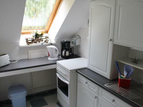 Cozy Apartment In Walkendorf With Garden