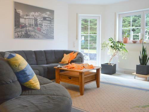 Luxurious Apartment In Ulmen Near Lake
