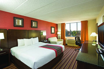 Hotel Holiday Inn Salisbury Downtown Area