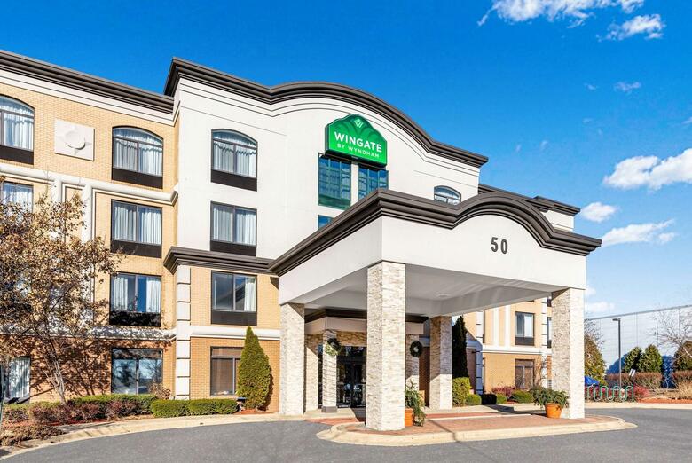 Hotel Wingate By Wyndham Schaumburg / Convention Center