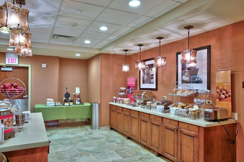 Hotel Hampton Inn And Suites Scottsdale Riverwalk