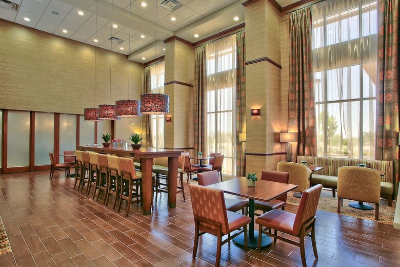 Hotel Hampton Inn And Suites Scottsdale Riverwalk