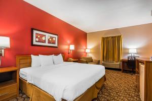 Hotel Quality Inn & Suites Chesterfield Village